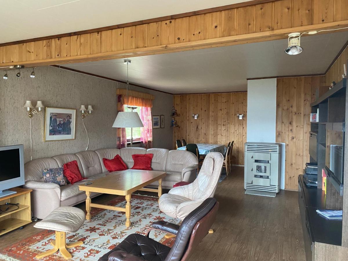 Koselig Hus Med Parkeringsplass