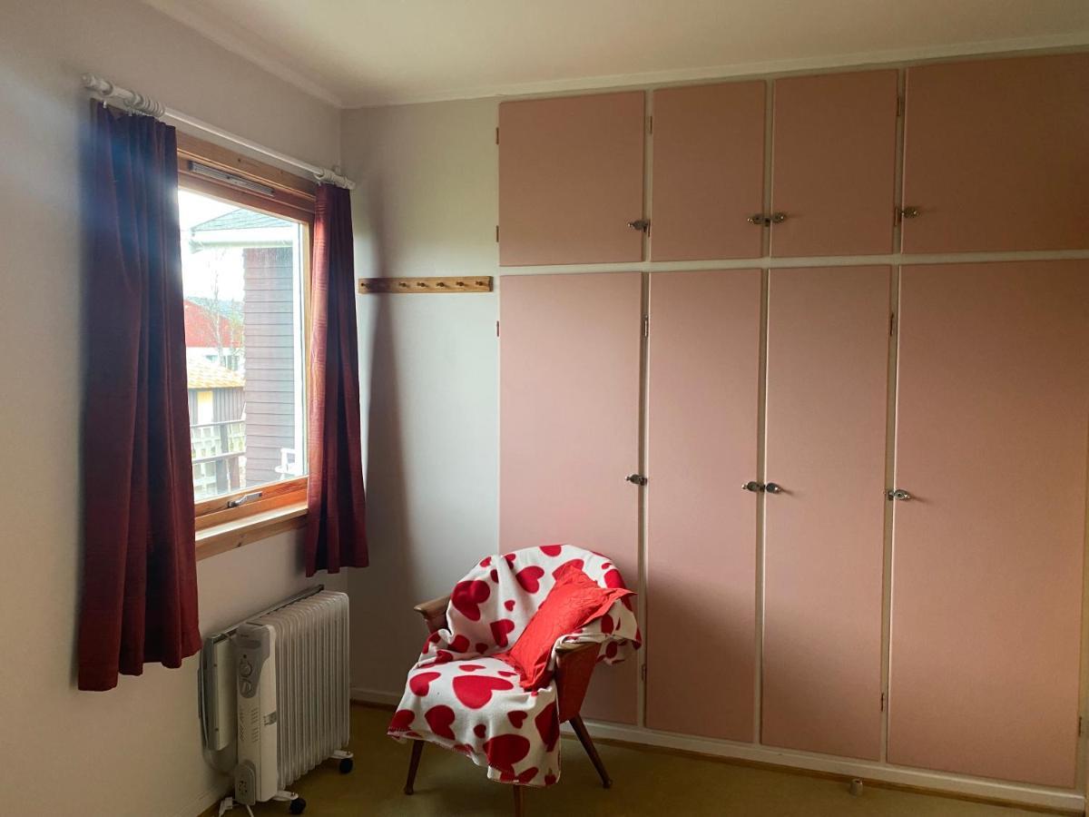 Koselig Hus Med Parkeringsplass